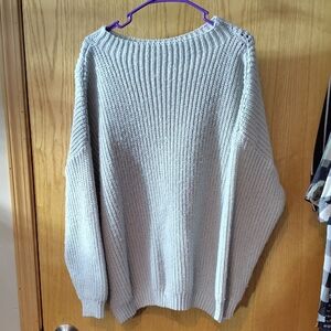 Classic Crewneck Knit Sweater - Light Gray